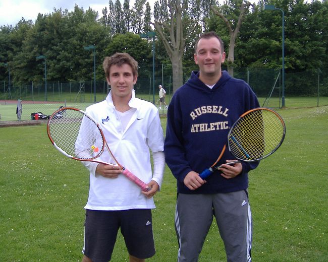 June club Champs 09 002.jpg - Mens Singles finalists - Tom Holmes (left) and Mike Crisp